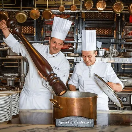L'alcazar - A Deux Pas Des Halles - Climatisation Apartment Narbonne