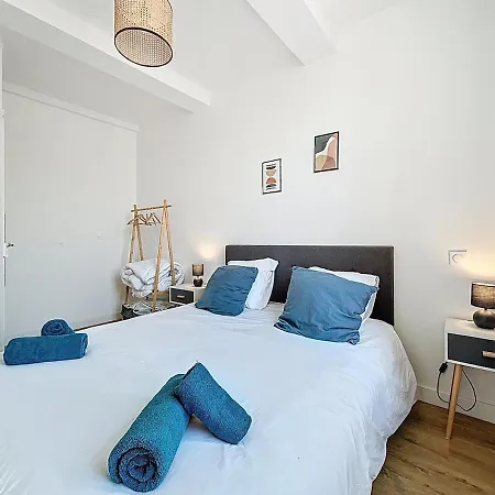 Appartement L'alcazar - à Deux Pas Des Halles - Climatisation Narbonne